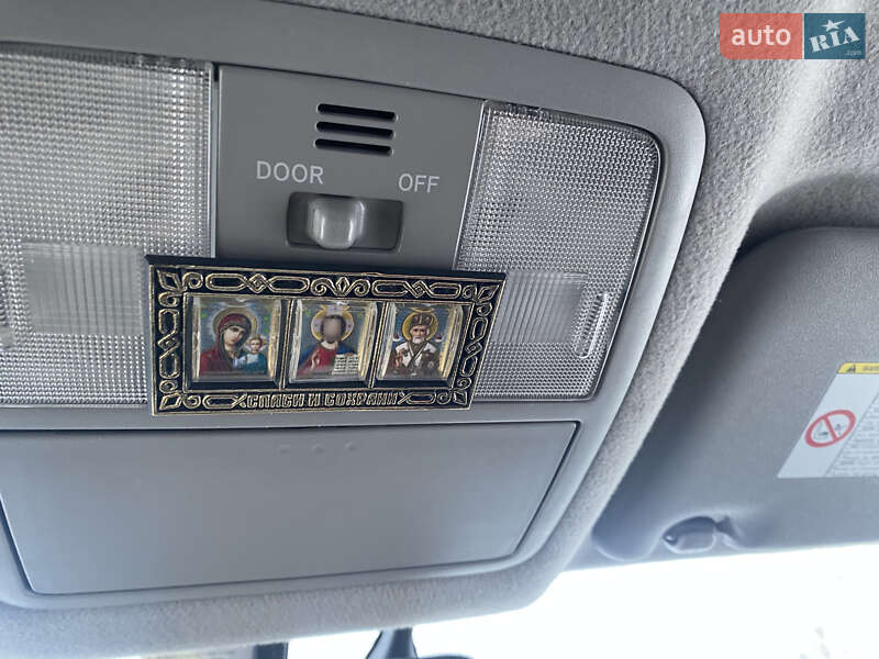 Позашляховик / Кросовер Toyota RAV4 2010 в Києві