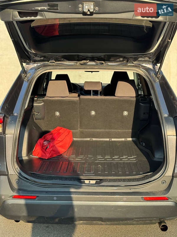 Позашляховик / Кросовер Toyota RAV4 2019 в Києві