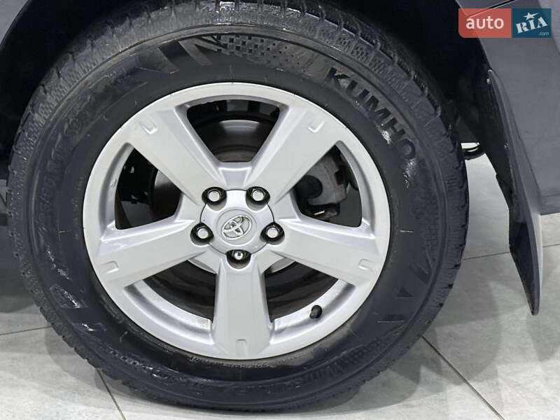 Внедорожник / Кроссовер Toyota RAV4 2007 в Одессе