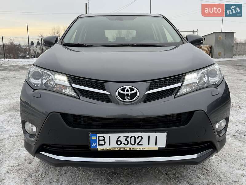 Позашляховик / Кросовер Toyota RAV4 2013 в Києві