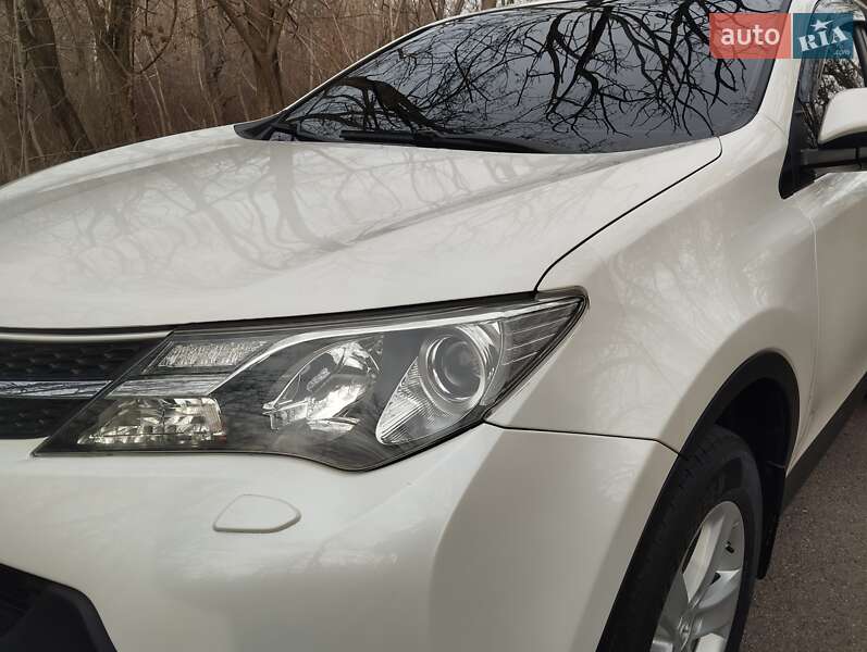 Позашляховик / Кросовер Toyota RAV4 2013 в Одесі