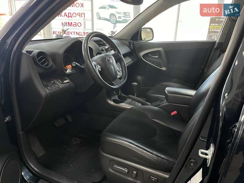 Позашляховик / Кросовер Toyota RAV4 2011 в Києві фото 17 Позашляховик / Кросовер Toyota RAV4 2011 в Києві