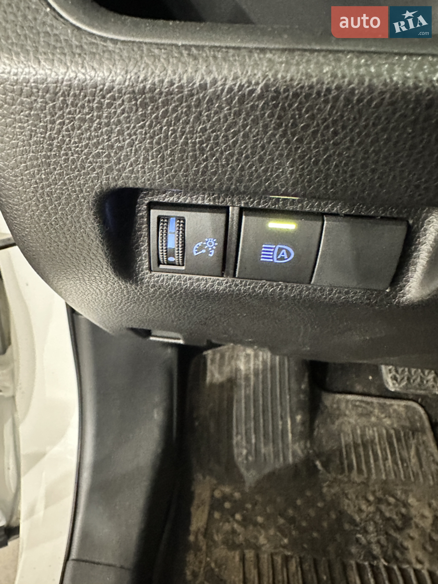 2021 Toyota RAV 4 - мініатюра 20