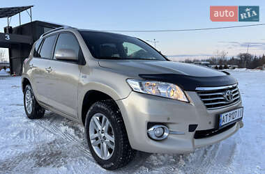 Позашляховик / Кросовер Toyota RAV4 2010 в Коломиї