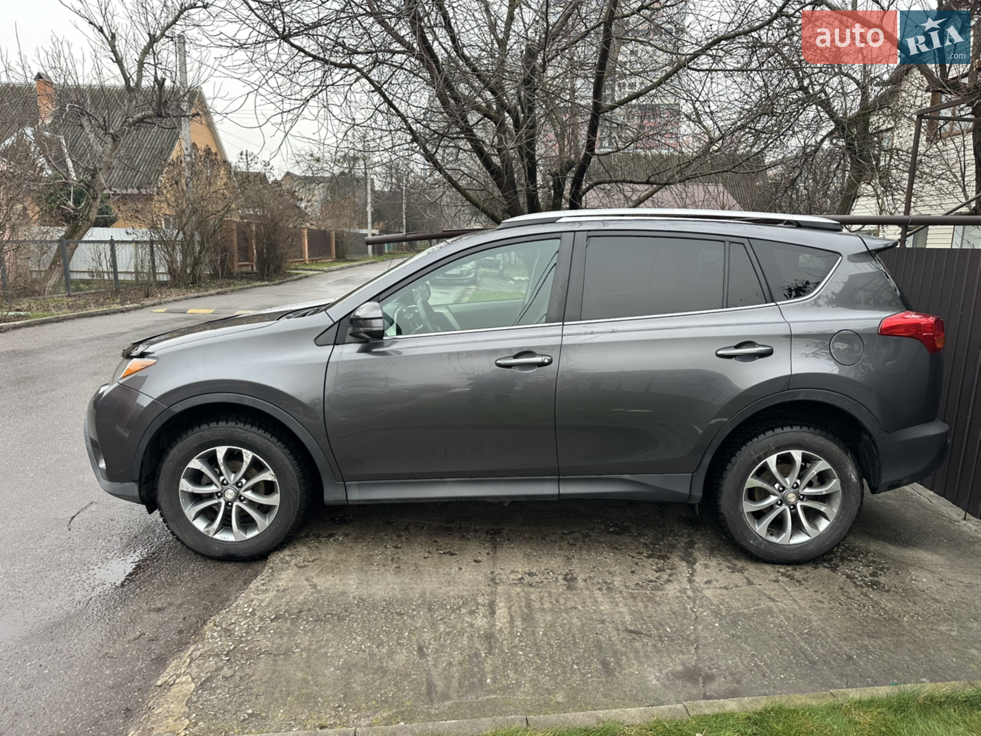 2013 Toyota RAV 4 - мініатюра 2