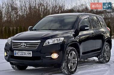 Внедорожник / Кроссовер Toyota RAV4 2011 в Тернополе