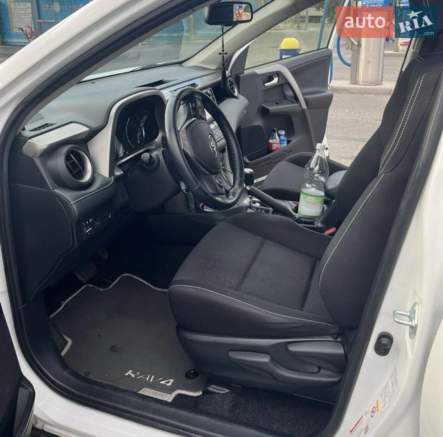 2018 Toyota RAV 4 - мініатюра 12