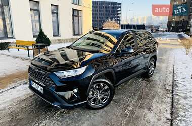 Внедорожник / Кроссовер Toyota RAV4 2022 в Киеве
