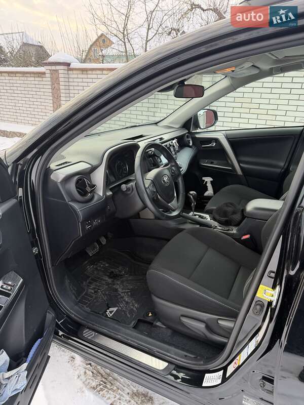 Внедорожник / Кроссовер Toyota RAV4 2018 в Василькове