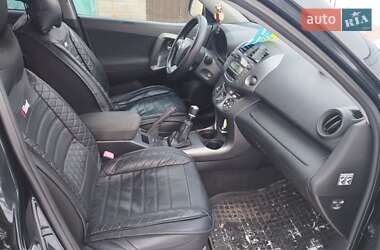 Позашляховик / Кросовер Toyota RAV4 2011 в Золотоноші