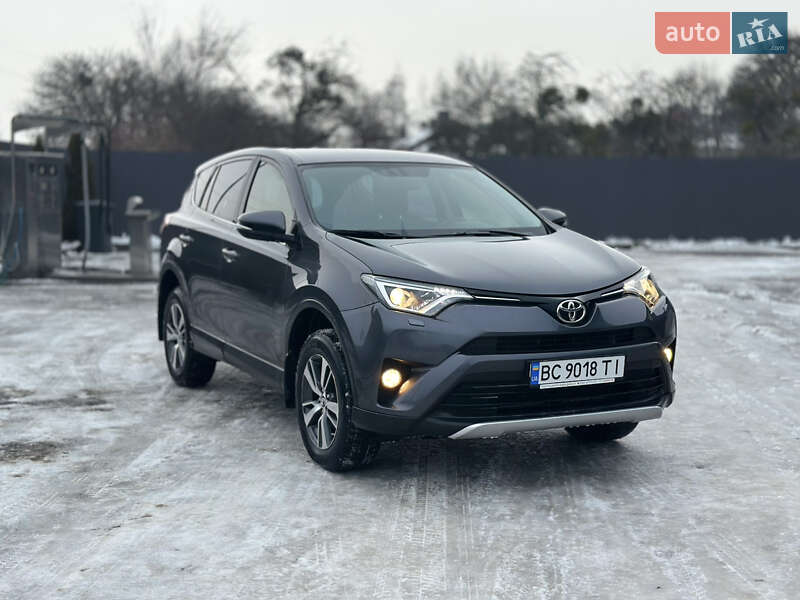Toyota RAV4 2015
