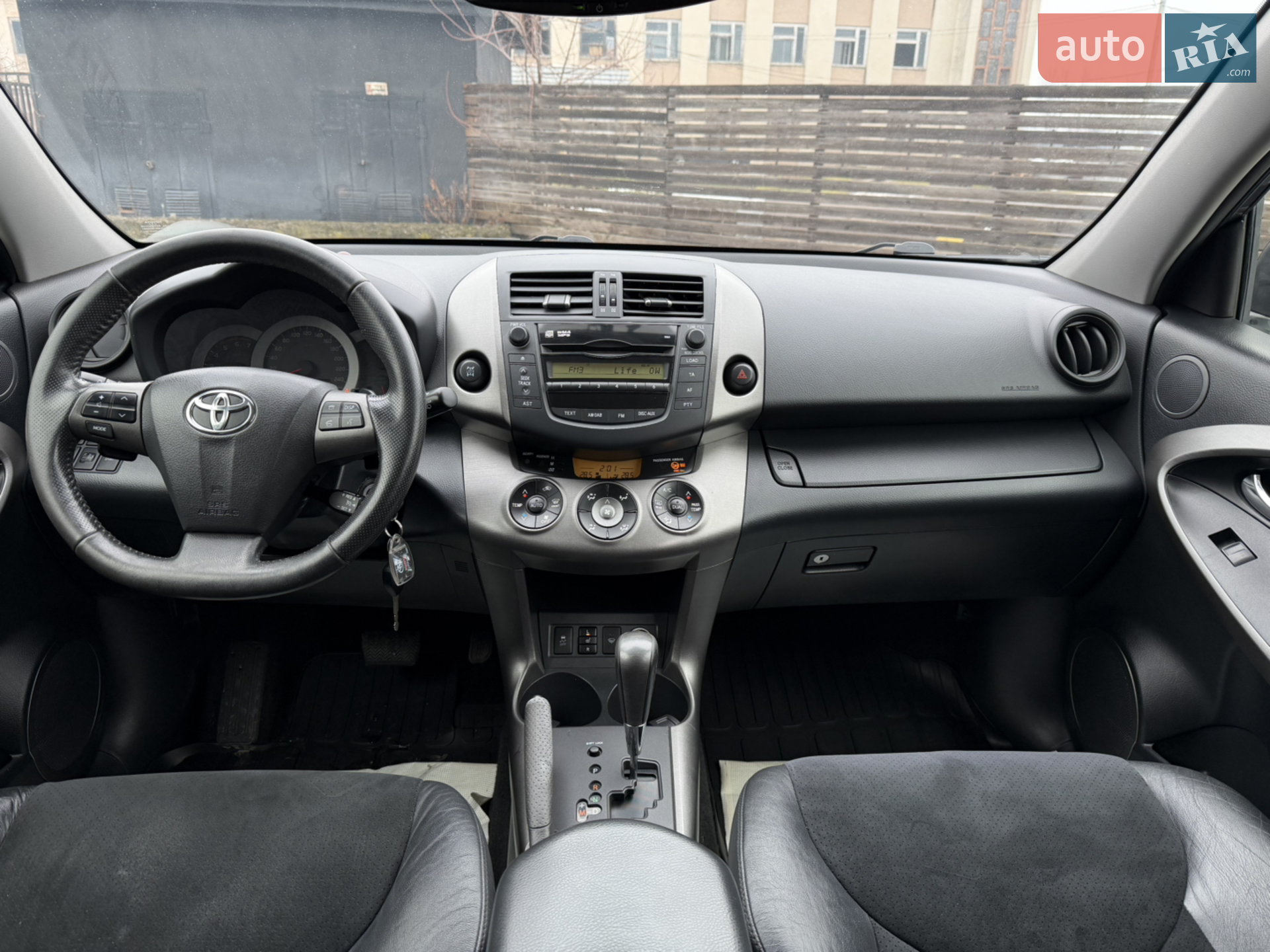 2011 Toyota RAV 4 - мініатюра 28