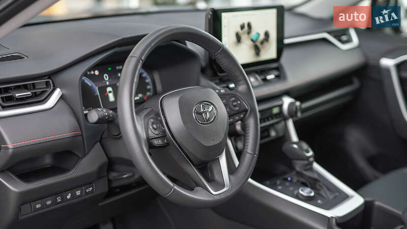 Внедорожник / Кроссовер Toyota RAV4 2024 в Львове