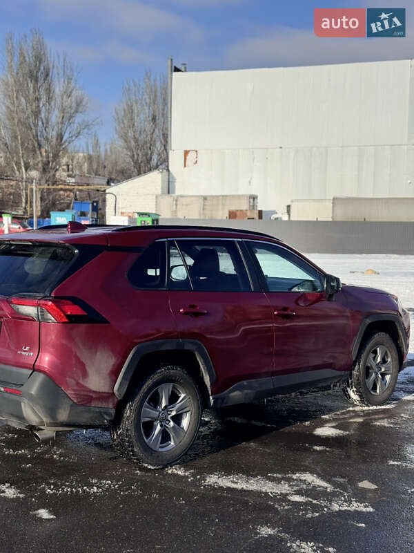 Внедорожник / Кроссовер Toyota RAV4 2022 в Одессе