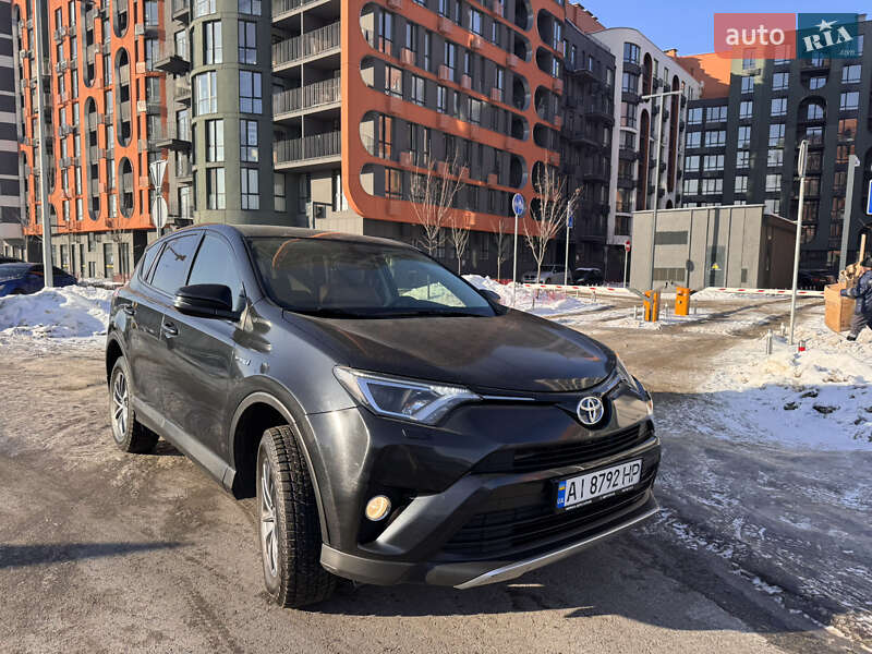 Toyota RAV4 2018