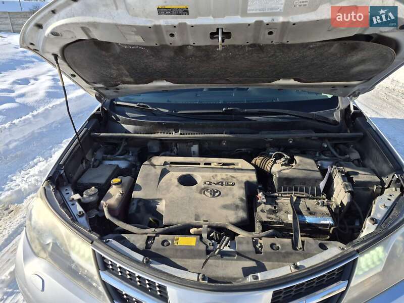 Внедорожник / Кроссовер Toyota RAV4 2013 в Ивано-Франковске