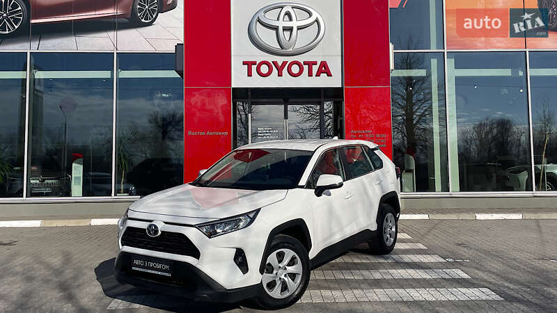 Toyota RAV4 2023