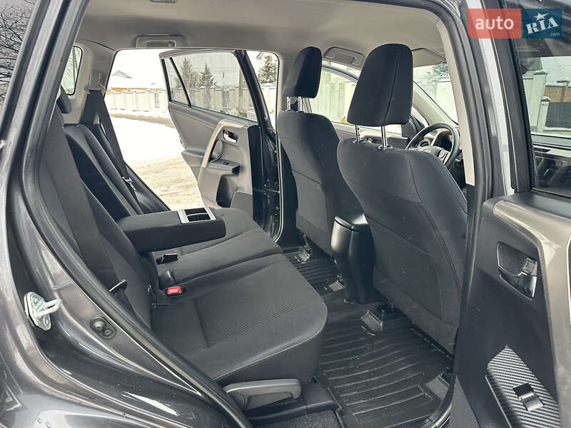 Внедорожник / Кроссовер Toyota RAV4 2014 в Виннице