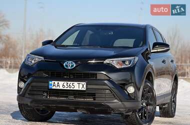 Внедорожник / Кроссовер Toyota RAV4 2018 в Кривом Роге