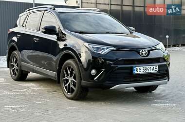 Внедорожник / Кроссовер Toyota RAV4 2016 в Днепре