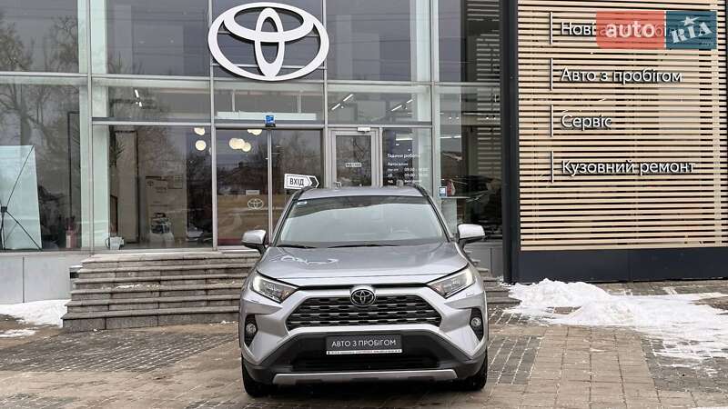 Внедорожник / Кроссовер Toyota RAV4 2021 в Одессе