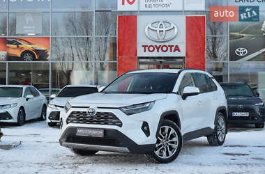 Внедорожник / Кроссовер Toyota RAV4 2024 в Житомире