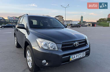 Внедорожник / Кроссовер Toyota RAV4 2006 в Киеве
