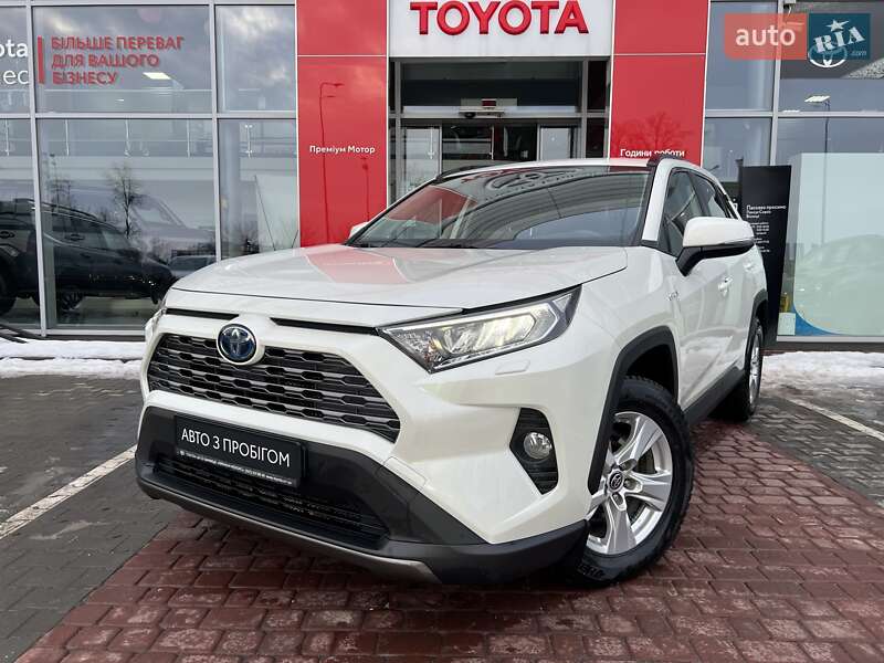Внедорожник / Кроссовер Toyota RAV4 2021 в Виннице