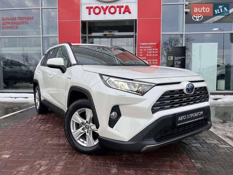 Внедорожник / Кроссовер Toyota RAV4 2021 в Виннице