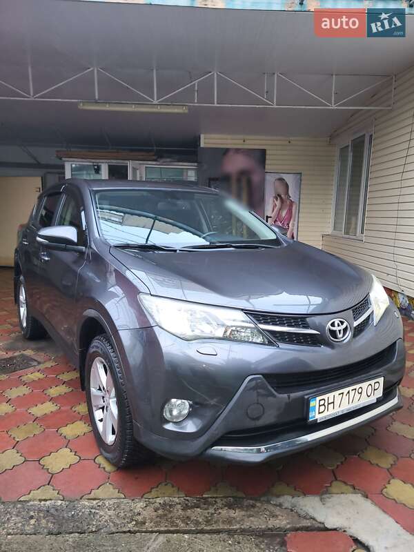 Toyota RAV4 2014