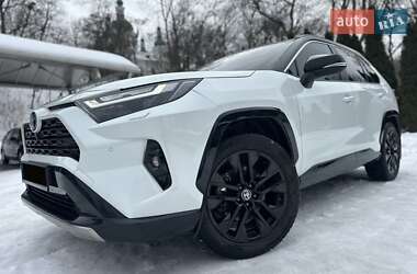 Позашляховик / Кросовер Toyota RAV4 2023 в Києві