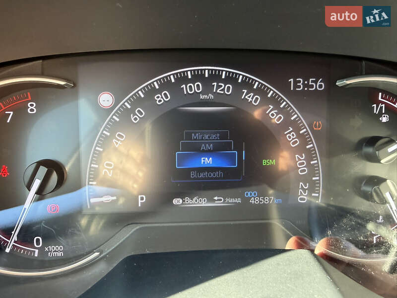 Внедорожник / Кроссовер Toyota RAV4 2022 в Киеве