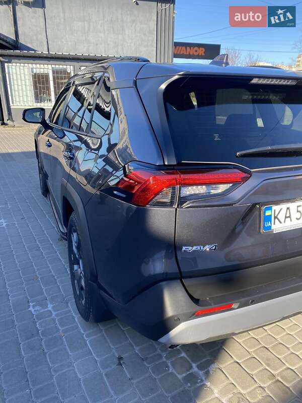 Внедорожник / Кроссовер Toyota RAV4 2023 в Киеве фото 4 Внедорожник / Кроссовер Toyota RAV4 2023 в Киеве