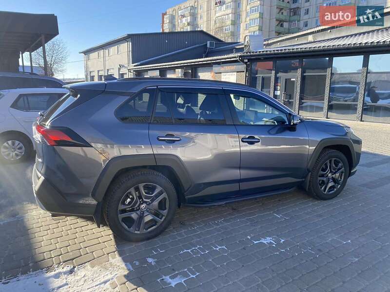 Внедорожник / Кроссовер Toyota RAV4 2023 в Киеве фото 9 Внедорожник / Кроссовер Toyota RAV4 2023 в Киеве