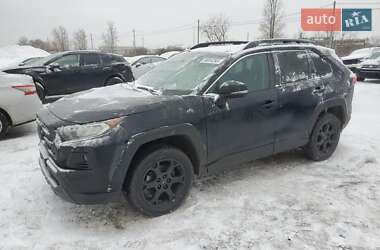 Внедорожник / Кроссовер Toyota RAV4 2020 в Хмельницком