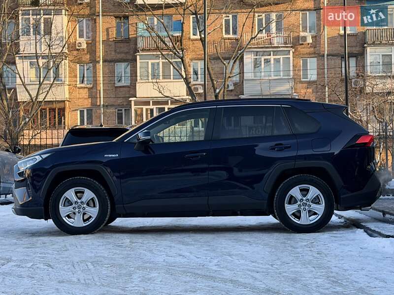 Внедорожник / Кроссовер Toyota RAV4 2019 в Киеве фото 14 Внедорожник / Кроссовер Toyota RAV4 2019 в Киеве