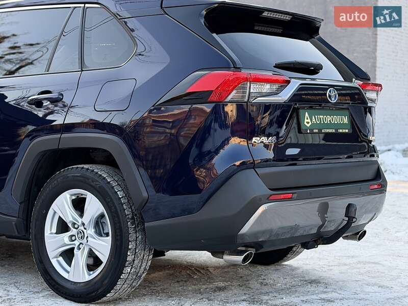 Внедорожник / Кроссовер Toyota RAV4 2019 в Киеве фото 22 Внедорожник / Кроссовер Toyota RAV4 2019 в Киеве