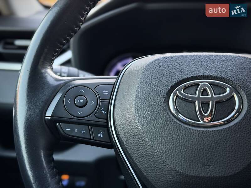 Внедорожник / Кроссовер Toyota RAV4 2019 в Киеве фото 40 Внедорожник / Кроссовер Toyota RAV4 2019 в Киеве