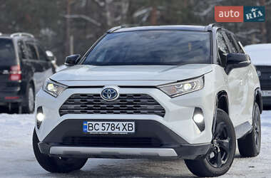 Внедорожник / Кроссовер Toyota RAV4 2021 в Новояворовске