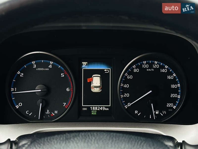 Внедорожник / Кроссовер Toyota RAV4 2017 в Харькове фото 29 Внедорожник / Кроссовер Toyota RAV4 2017 в Харькове