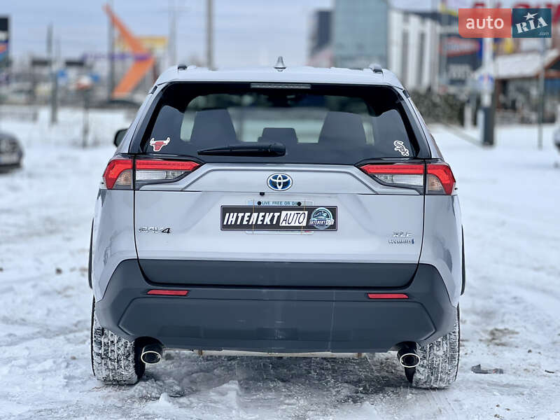 Внедорожник / Кроссовер Toyota RAV4 2024 в Киеве