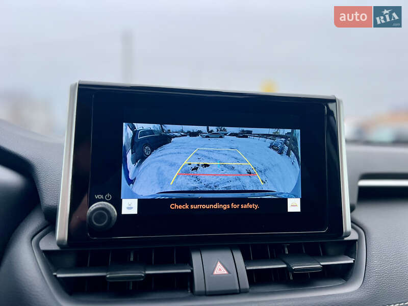 Внедорожник / Кроссовер Toyota RAV4 2024 в Киеве