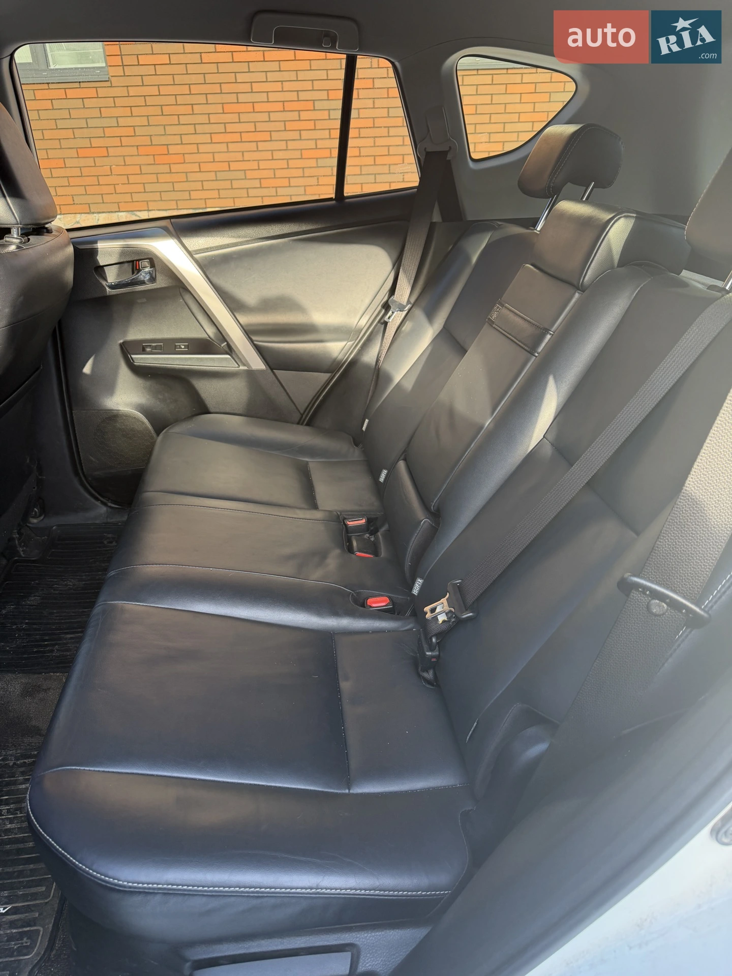 2017 Toyota RAV 4 - мініатюра 2