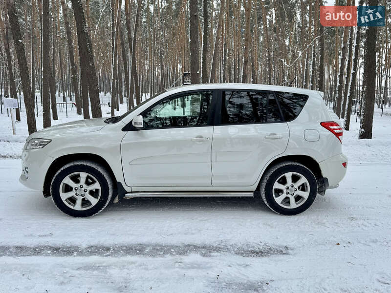 Внедорожник / Кроссовер Toyota RAV4 2010 в Киеве фото 4 Внедорожник / Кроссовер Toyota RAV4 2010 в Киеве