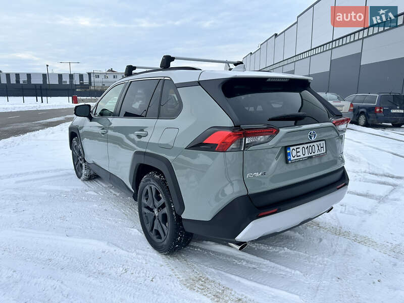Позашляховик / Кросовер Toyota RAV4 2022 в Івано-Франківську