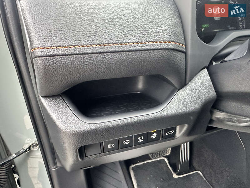 Позашляховик / Кросовер Toyota RAV4 2022 в Івано-Франківську