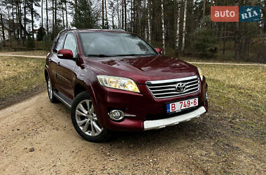 Внедорожник / Кроссовер Toyota RAV4 2010 в Киеве