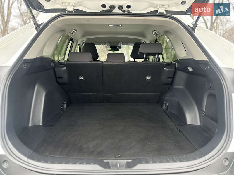 Внедорожник / Кроссовер Toyota RAV4 2020 в Харькове