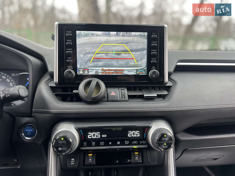 Внедорожник / Кроссовер Toyota RAV4 2020 в Харькове