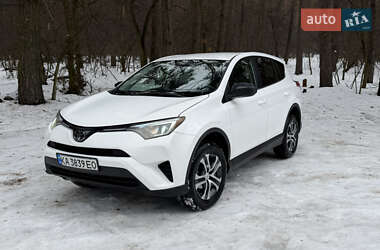 Позашляховик / Кросовер Toyota RAV4 2018 в Києві